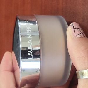 Laura Mercier Loose Powder